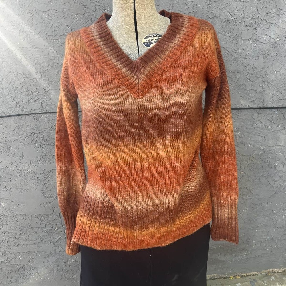 A.N.A. Orange Ombre Striped V-Neck‎ Knit Sweater Long Sleeve XSmall